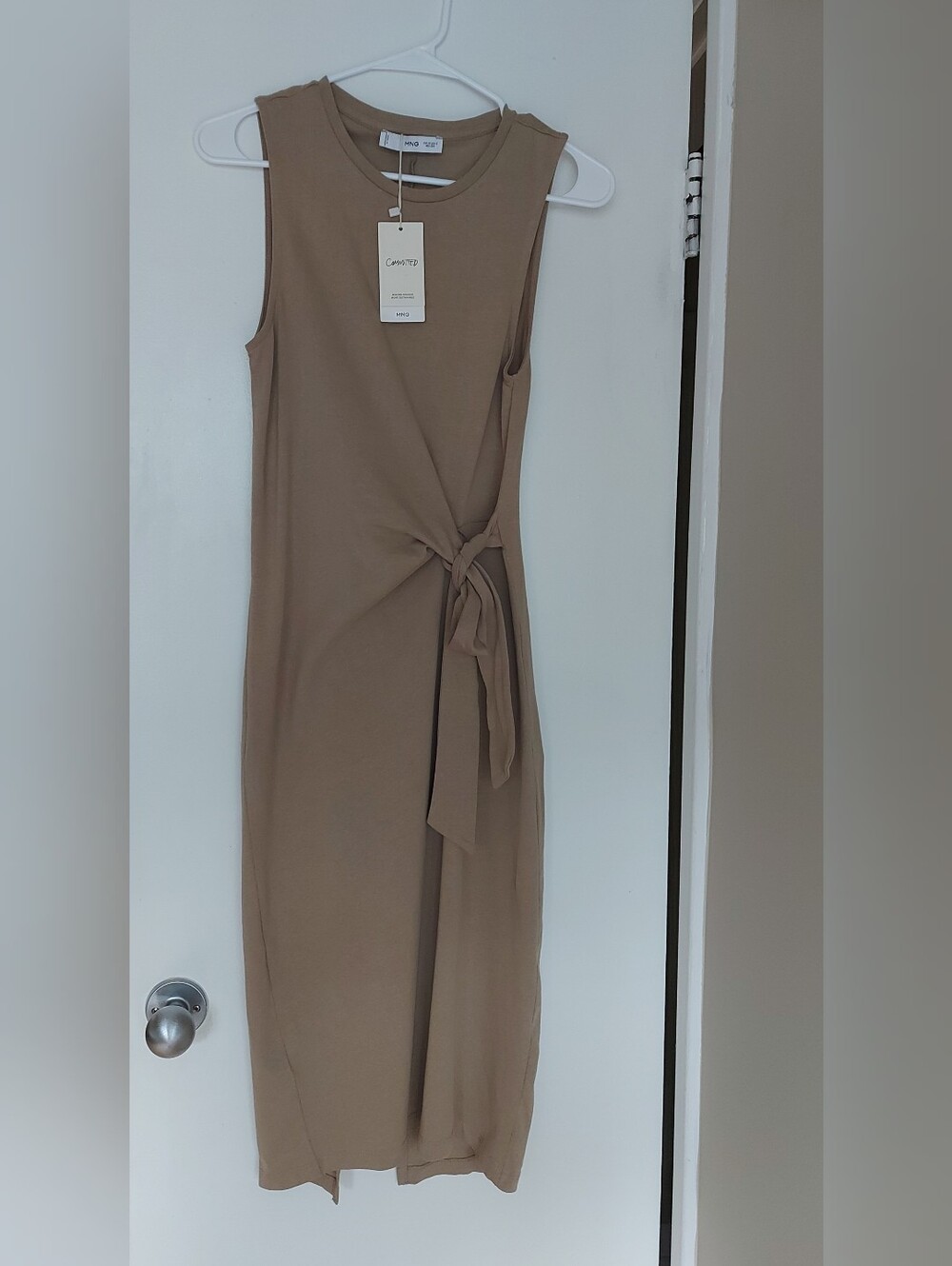 100 Percent Cotton Mango Sleeveless Tie-Waist Midi Dress in Olive